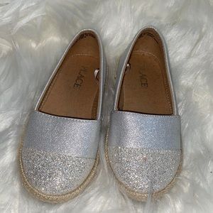 Children’s Place sparkle flats color silver size